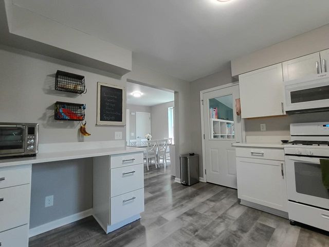 16 N Adams STREET, Elkhorn, WI 53121