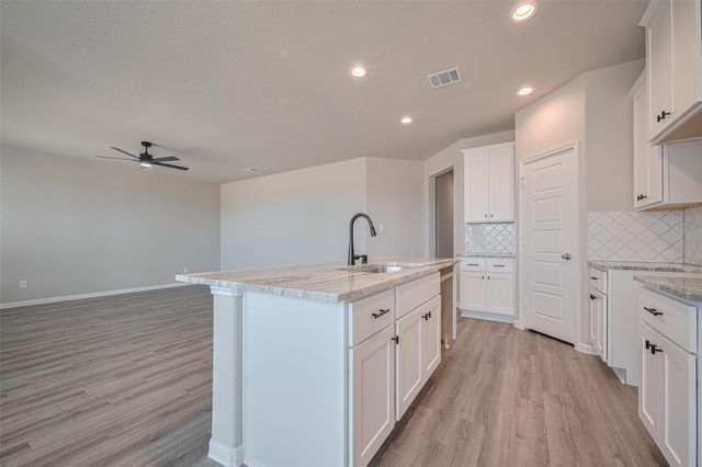 328 Palero Path, Brookshire, TX 77423