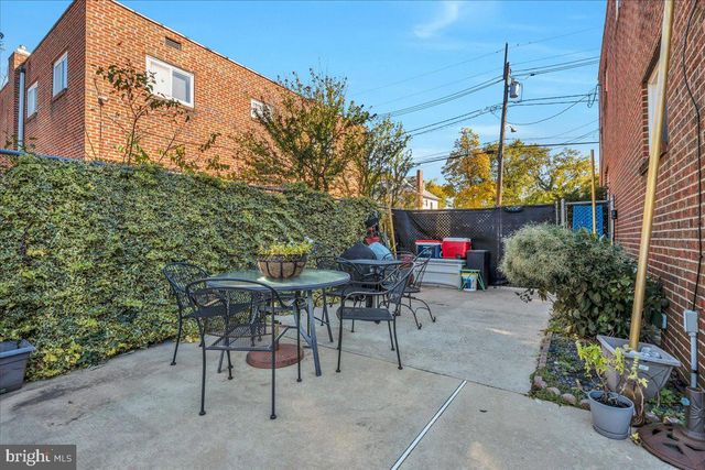 265 S 32ND ST, Camden, NJ 08105