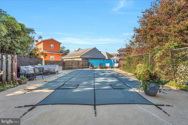 265 S 32ND ST, Camden, NJ 08105