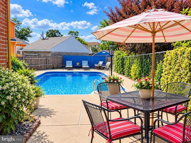 265 S 32ND ST, Camden, NJ 08105