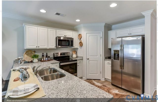 6421 Lila Crest Ln, Chesterfield, VA 23112