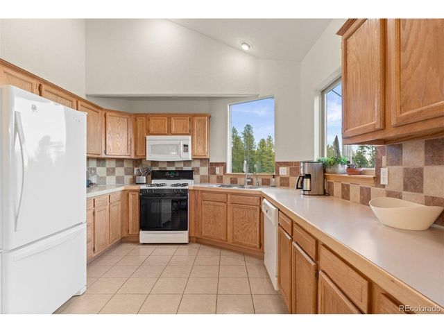 100 Apache Rd, Evergreen, CO 80439