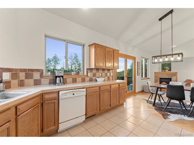 100 Apache Rd, Evergreen, CO 80439