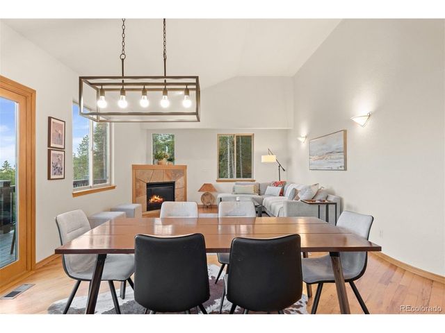 100 Apache Rd, Evergreen, CO 80439