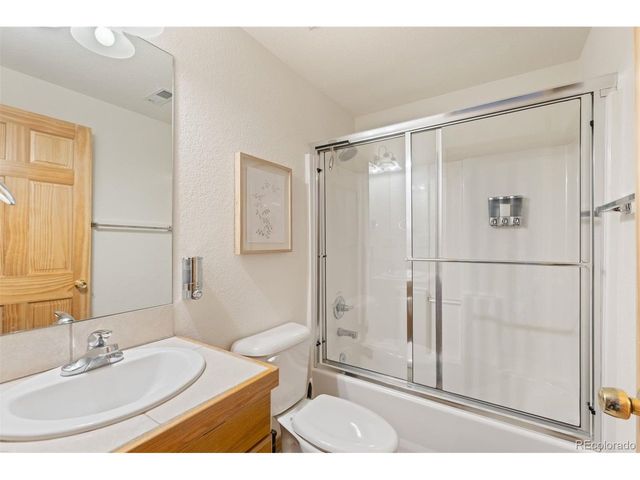 100 Apache Rd, Evergreen, CO 80439