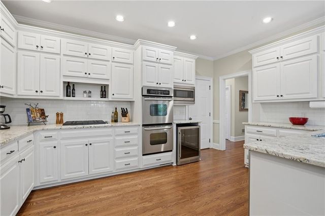 520 Estate Club Circle, Roswell, GA 30075