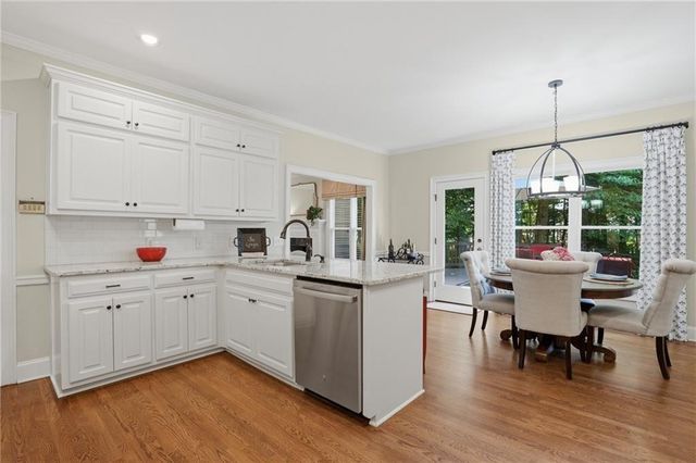 520 Estate Club Circle, Roswell, GA 30075