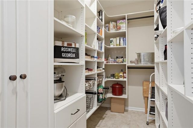 520 Estate Club Circle, Roswell, GA 30075