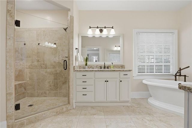 520 Estate Club Circle, Roswell, GA 30075
