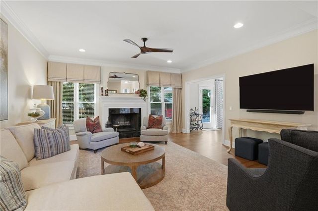 520 Estate Club Circle, Roswell, GA 30075