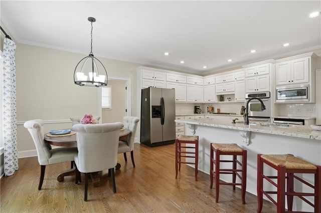 520 Estate Club Circle, Roswell, GA 30075