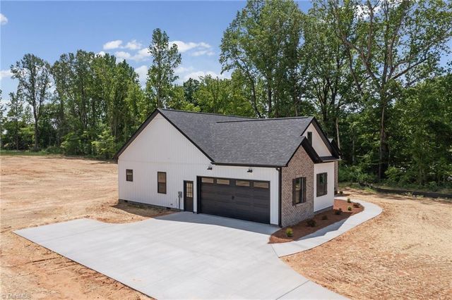 108 Whitaker Road, Mocksville, NC 27028