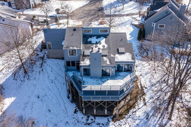 9883 Fawnrun Court, Evendale, OH 45241