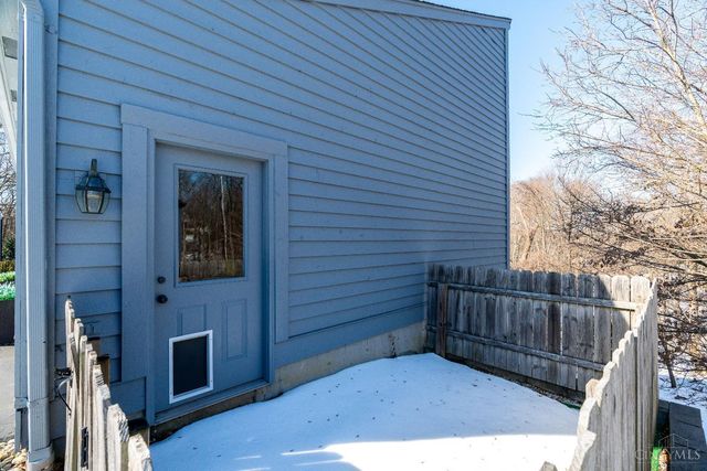 9883 Fawnrun Court, Evendale, OH 45241