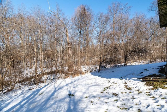 9883 Fawnrun Court, Evendale, OH 45241