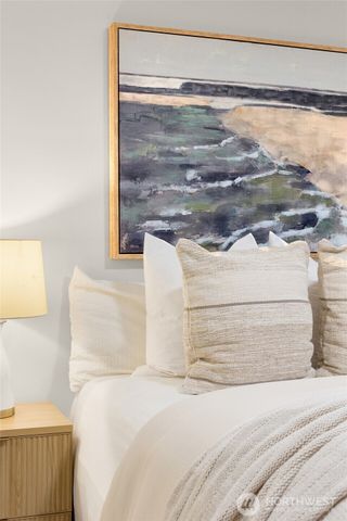 4615 88th Avenue SE, Mercer Island, WA 98040