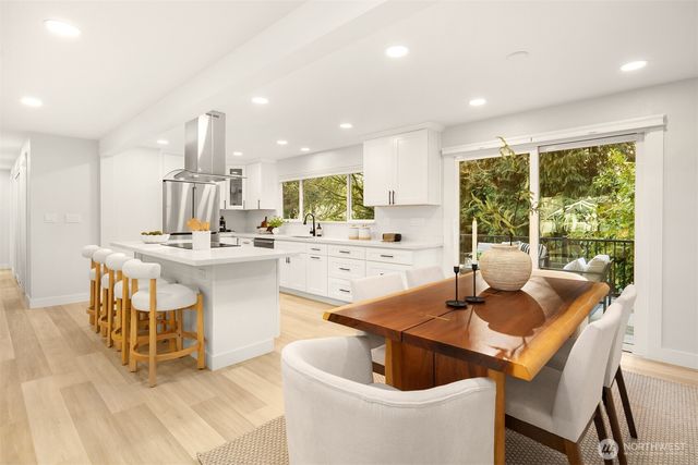 4615 88th Avenue SE, Mercer Island, WA 98040