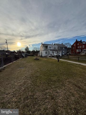 422 S 6TH ST, Lebanon, PA 17042