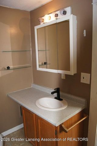 206 N Clemens Avenue, Lansing, MI 48912