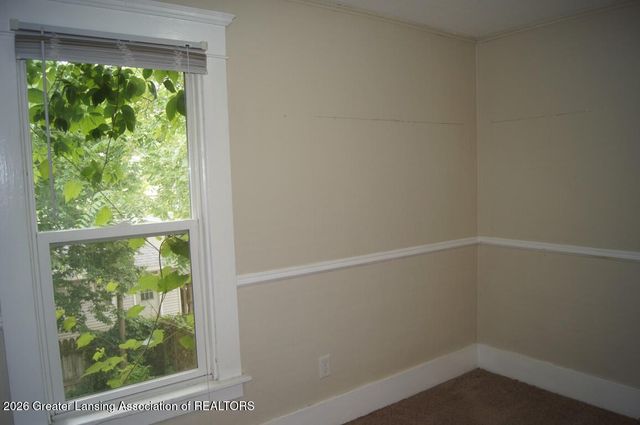 206 N Clemens Avenue, Lansing, MI 48912