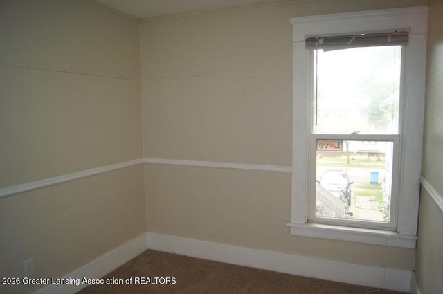206 N Clemens Avenue, Lansing, MI 48912