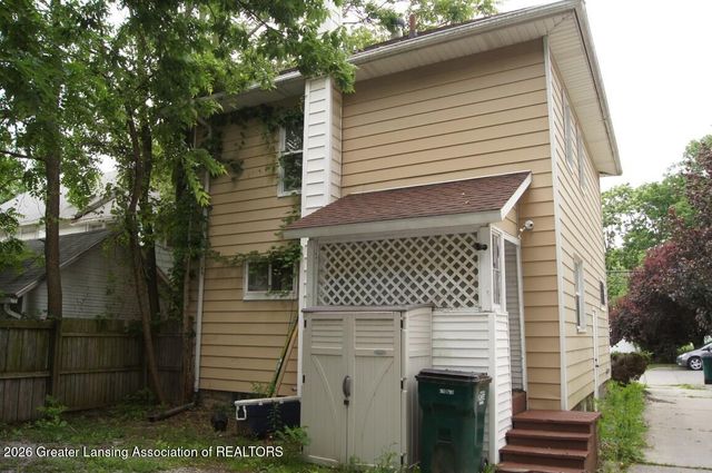206 N Clemens Avenue, Lansing, MI 48912