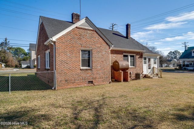 503 N Pine Street, Warsaw, NC 28398