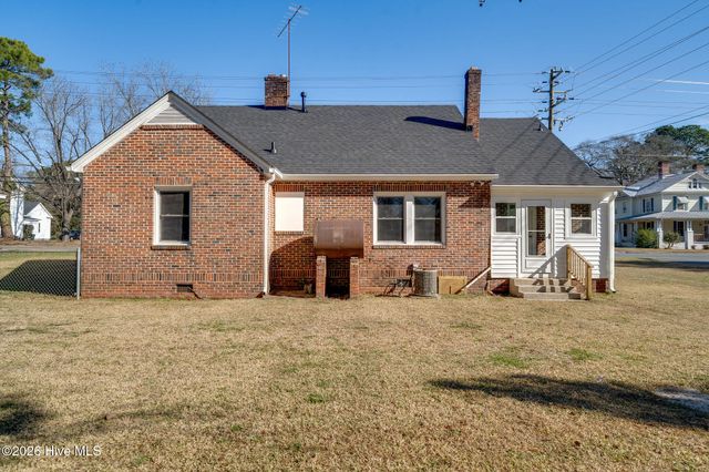 503 N Pine Street, Warsaw, NC 28398