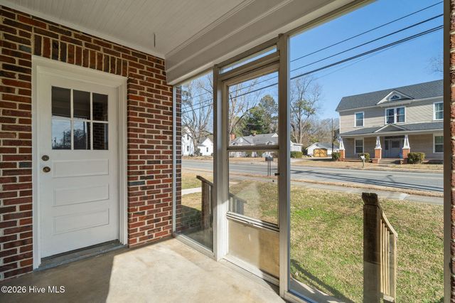 503 N Pine Street, Warsaw, NC 28398