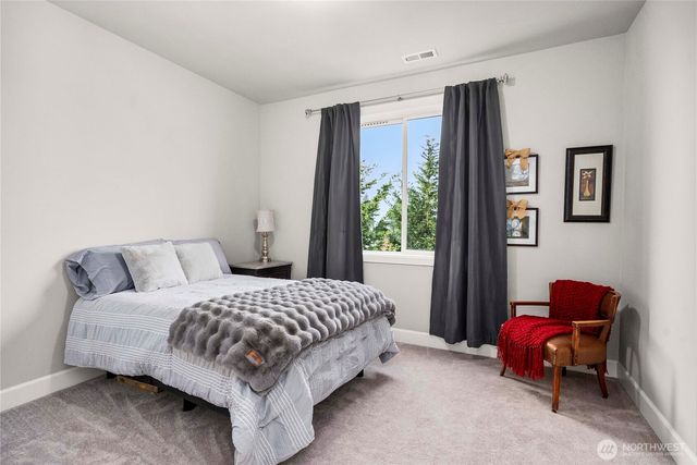 3901 14th Avenue SE, Puyallup, WA 98372