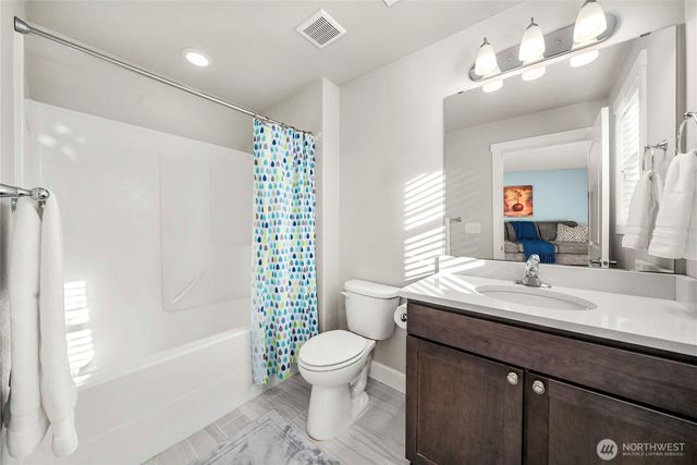 3901 14th Avenue SE, Puyallup, WA 98372