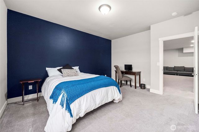 3901 14th Avenue SE, Puyallup, WA 98372