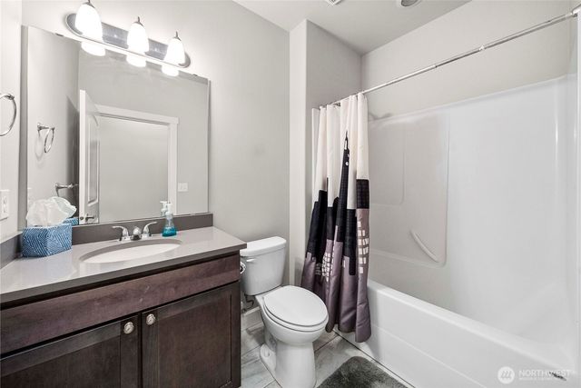 3901 14th Avenue SE, Puyallup, WA 98372