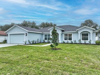 4 Radium Ln, Palm Coast, FL 32164