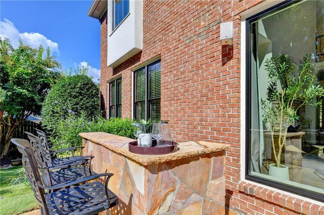 805 Longstone Landing, Alpharetta, GA 30022