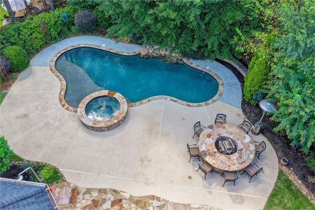 805 Longstone Landing, Alpharetta, GA 30022