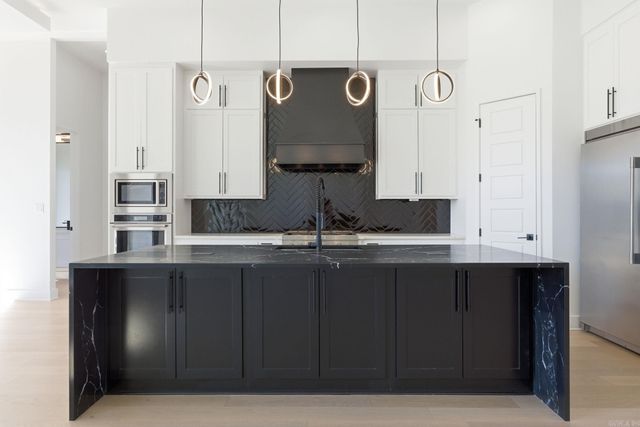 6856 Hilo Avenue, Benton, AR 72019