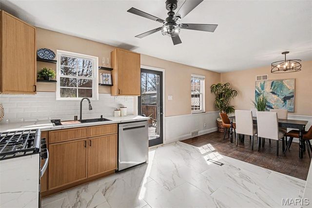 322 Midway Avenue, Kirkwood, MO 63122