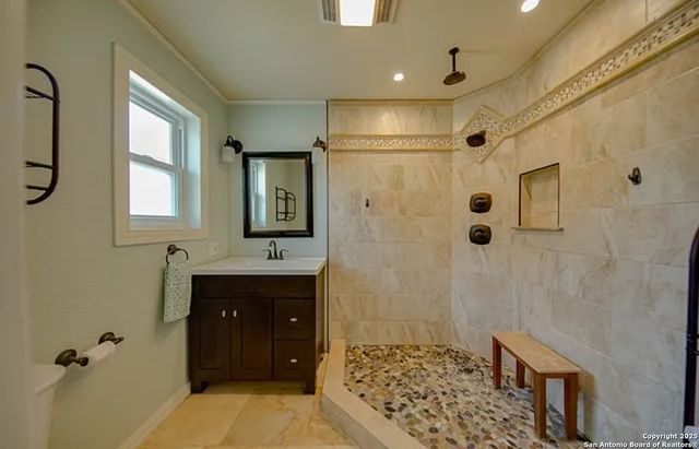 142 Vercie, Rockport, TX 78382