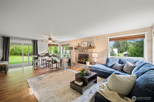 924 1st Street, Sultan, WA 98294
