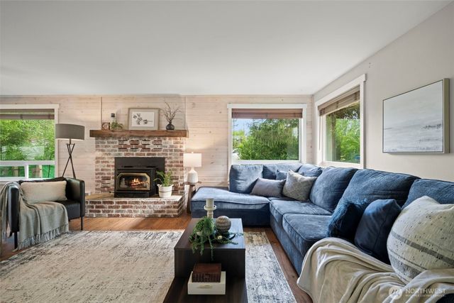 924 1st Street, Sultan, WA 98294