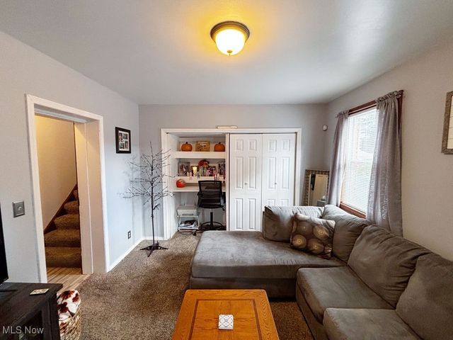 107 N Hartford Avenue, Youngstown, OH 44509