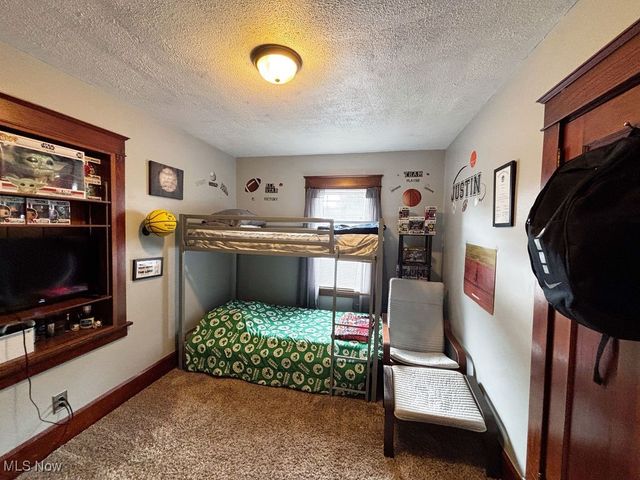 107 N Hartford Avenue, Youngstown, OH 44509