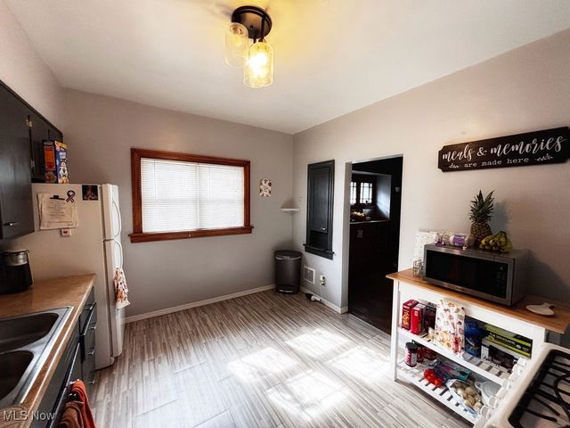 107 N Hartford Avenue, Youngstown, OH 44509