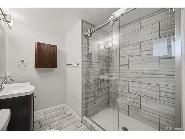 8130 W 64th Ave, Arvada, CO 80004
