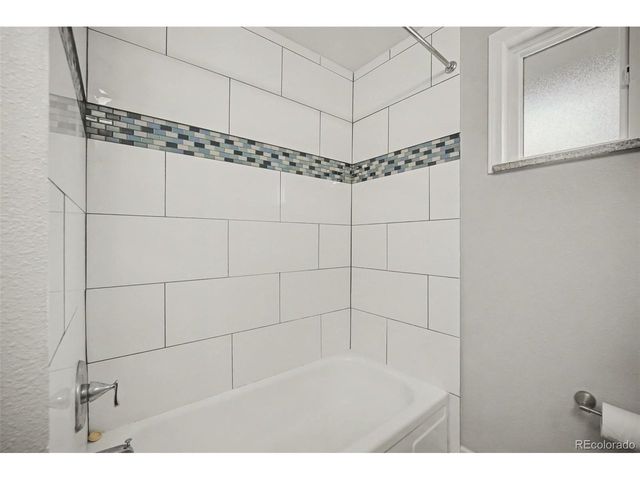 8130 W 64th Ave, Arvada, CO 80004