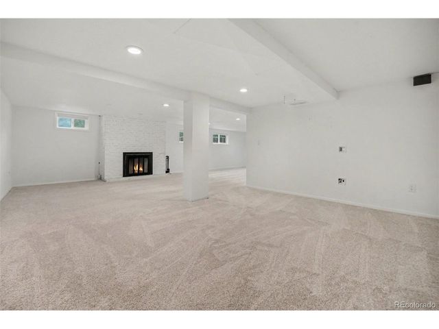 8130 W 64th Ave, Arvada, CO 80004
