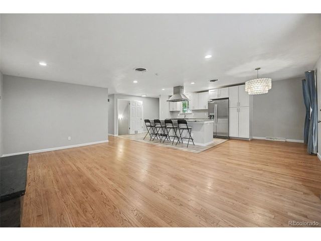 8130 W 64th Ave, Arvada, CO 80004