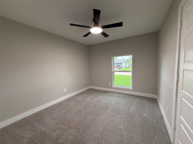 10007 Wren Street, La Porte, TX 77571